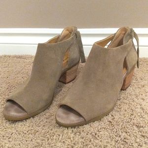 Lucky Brand Peep toe booties